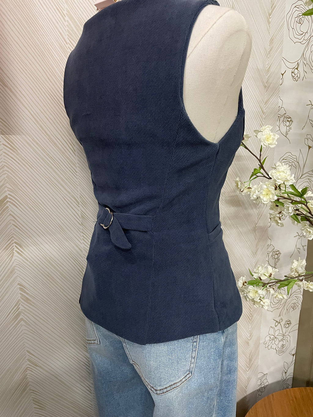 Button down vest top