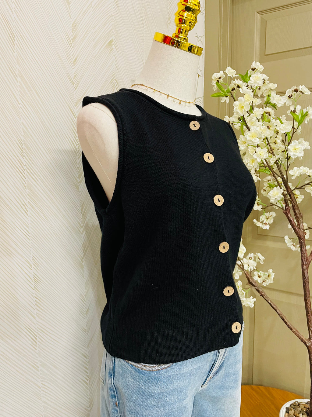 Button down knit vest