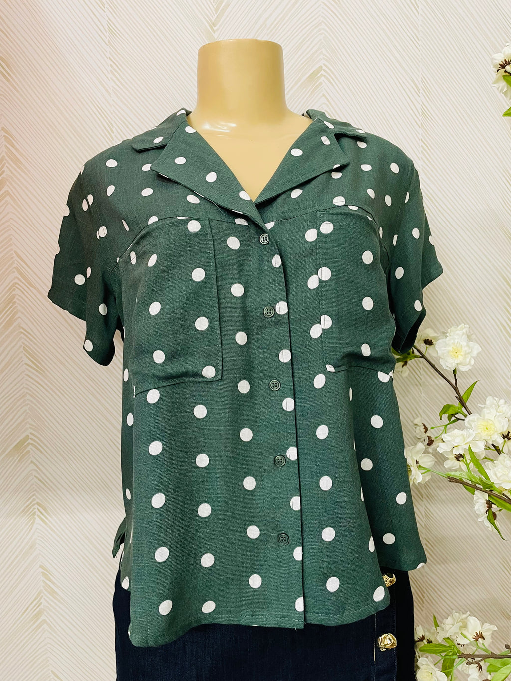 Short sleeve Polka dot blouse