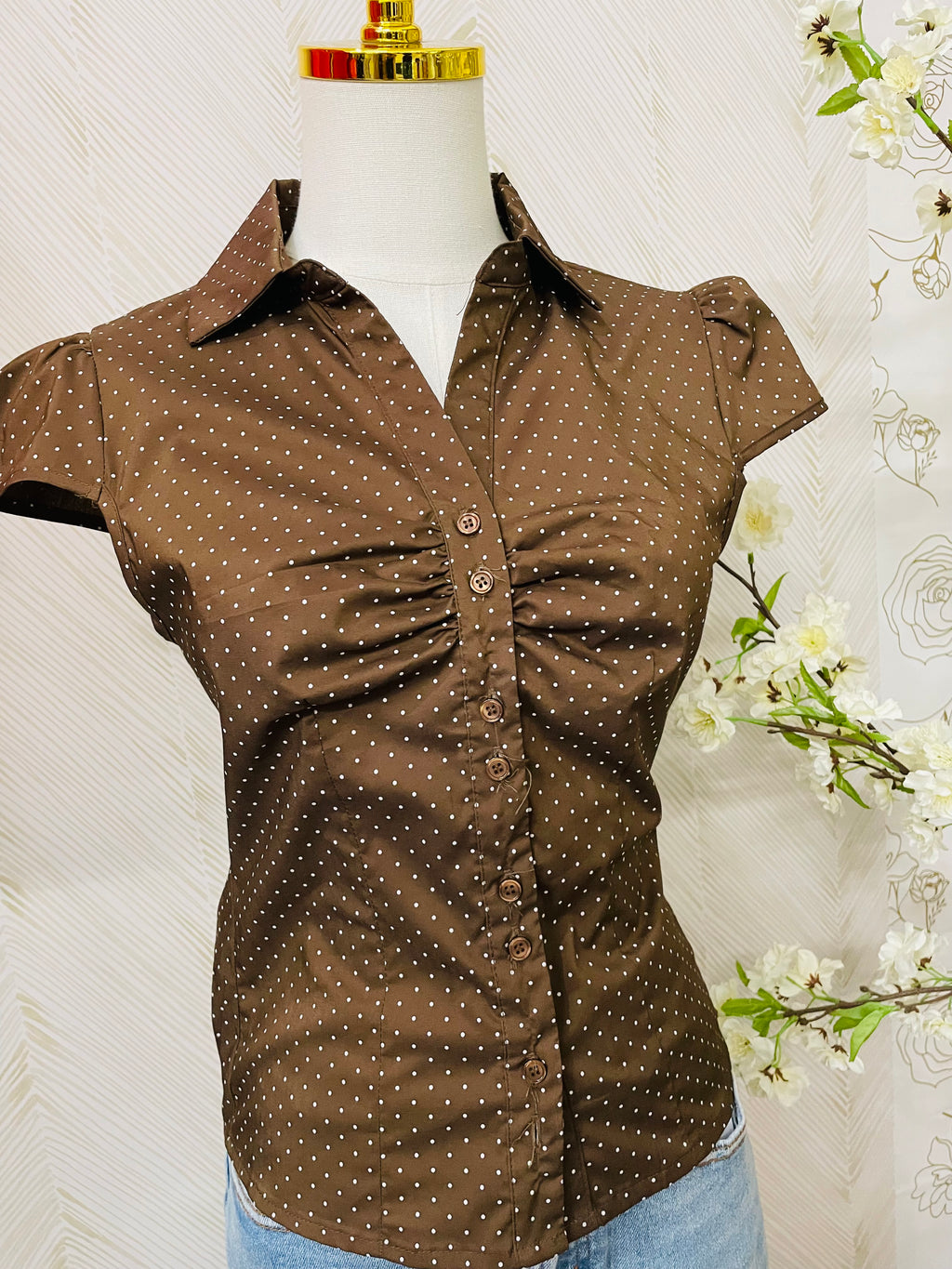 Polka dot short sleeve shirt
