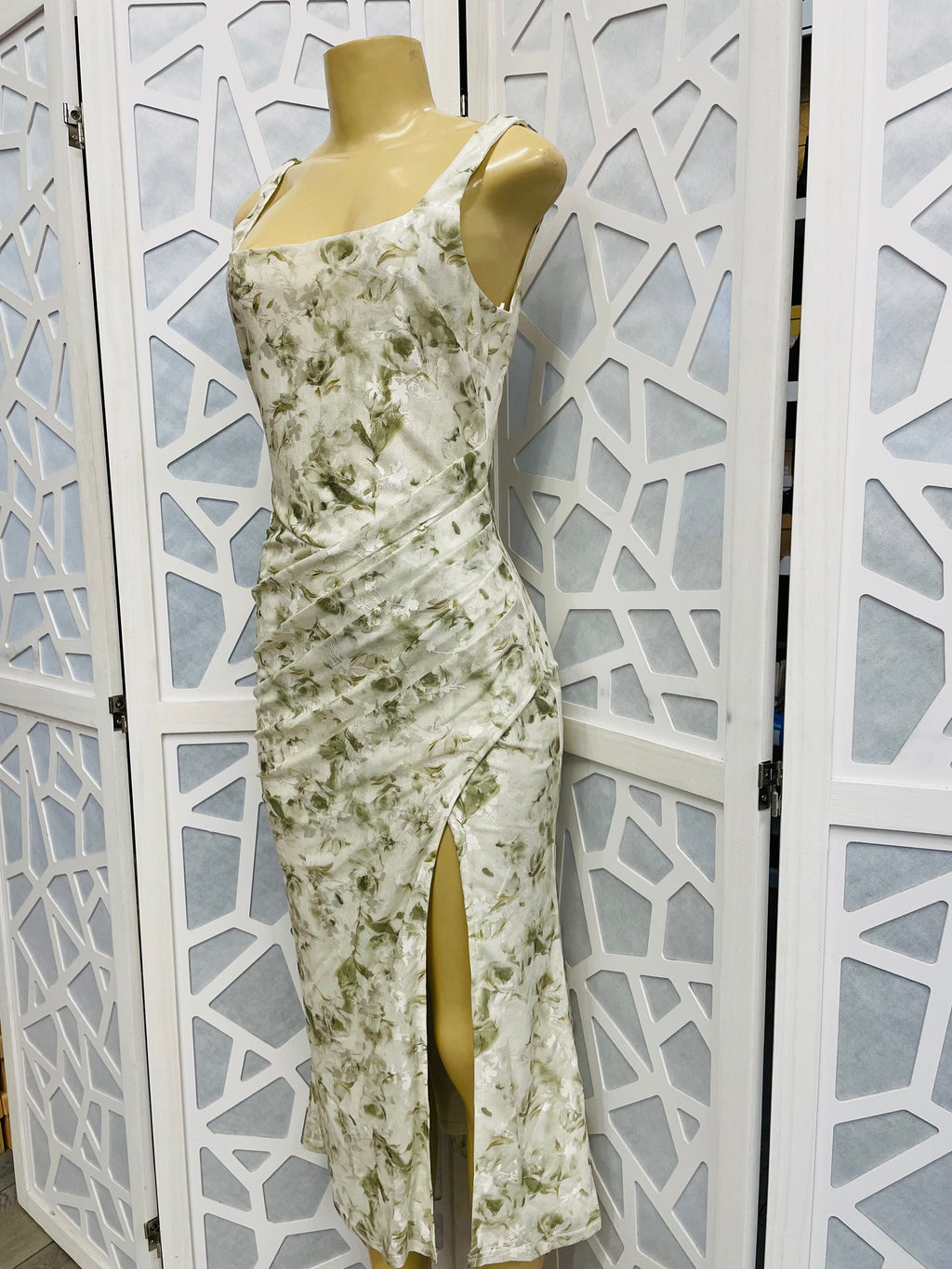 Light sage lace midi dress