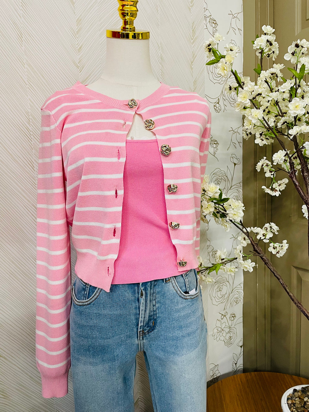 Stripe pink cardigan with gold color buttons