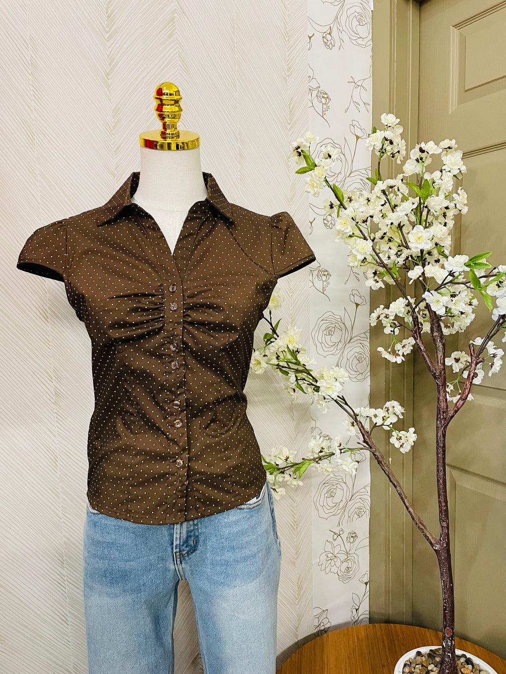Polka dot short sleeve shirt