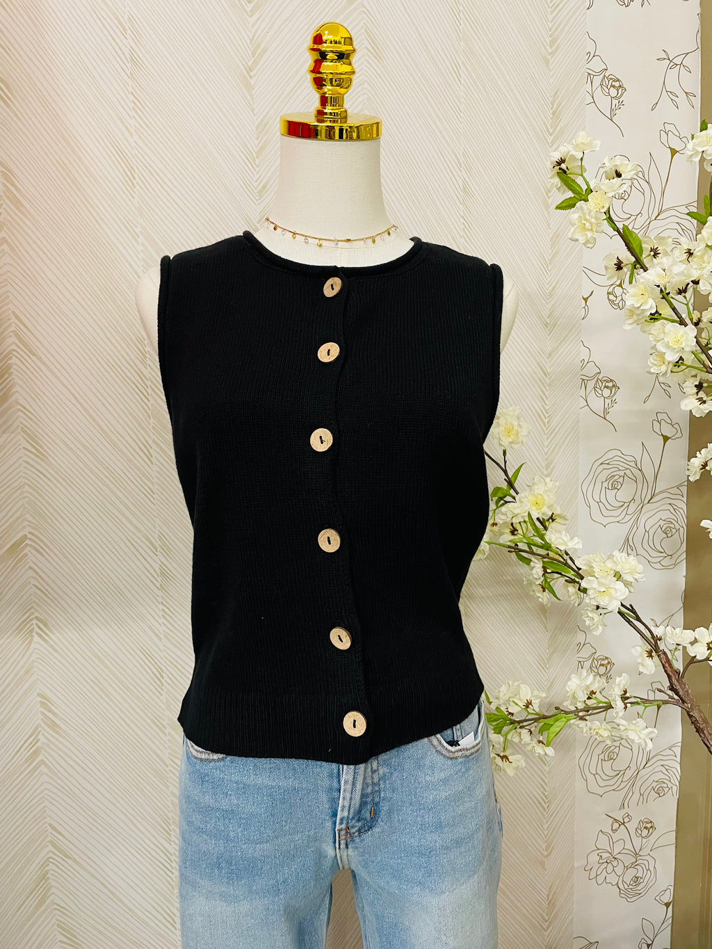 Button down knit vest