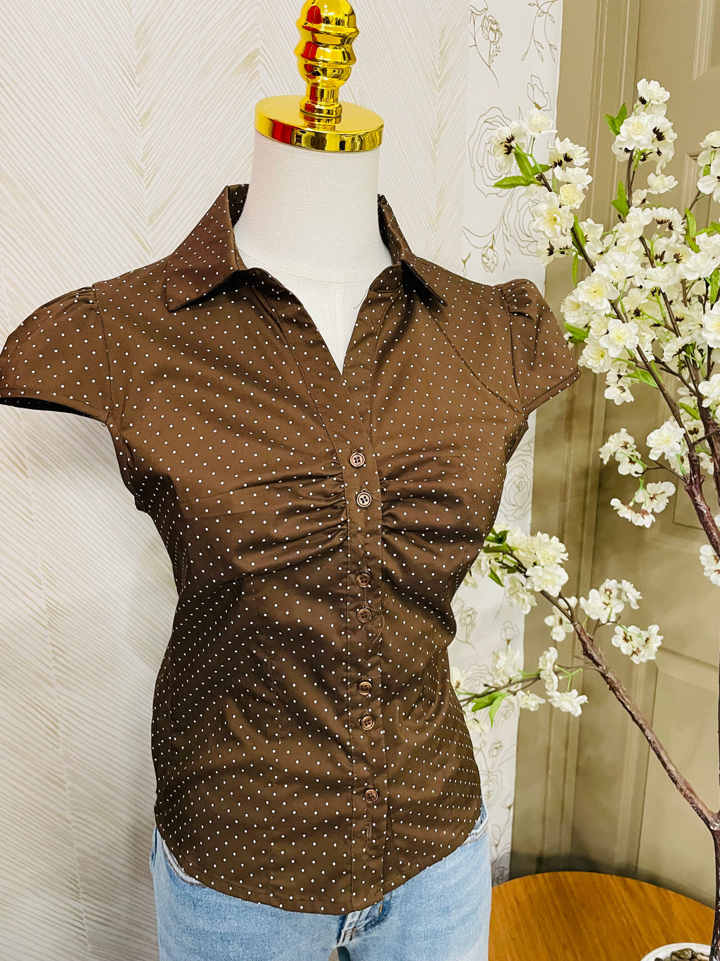 Polka dot short sleeve shirt