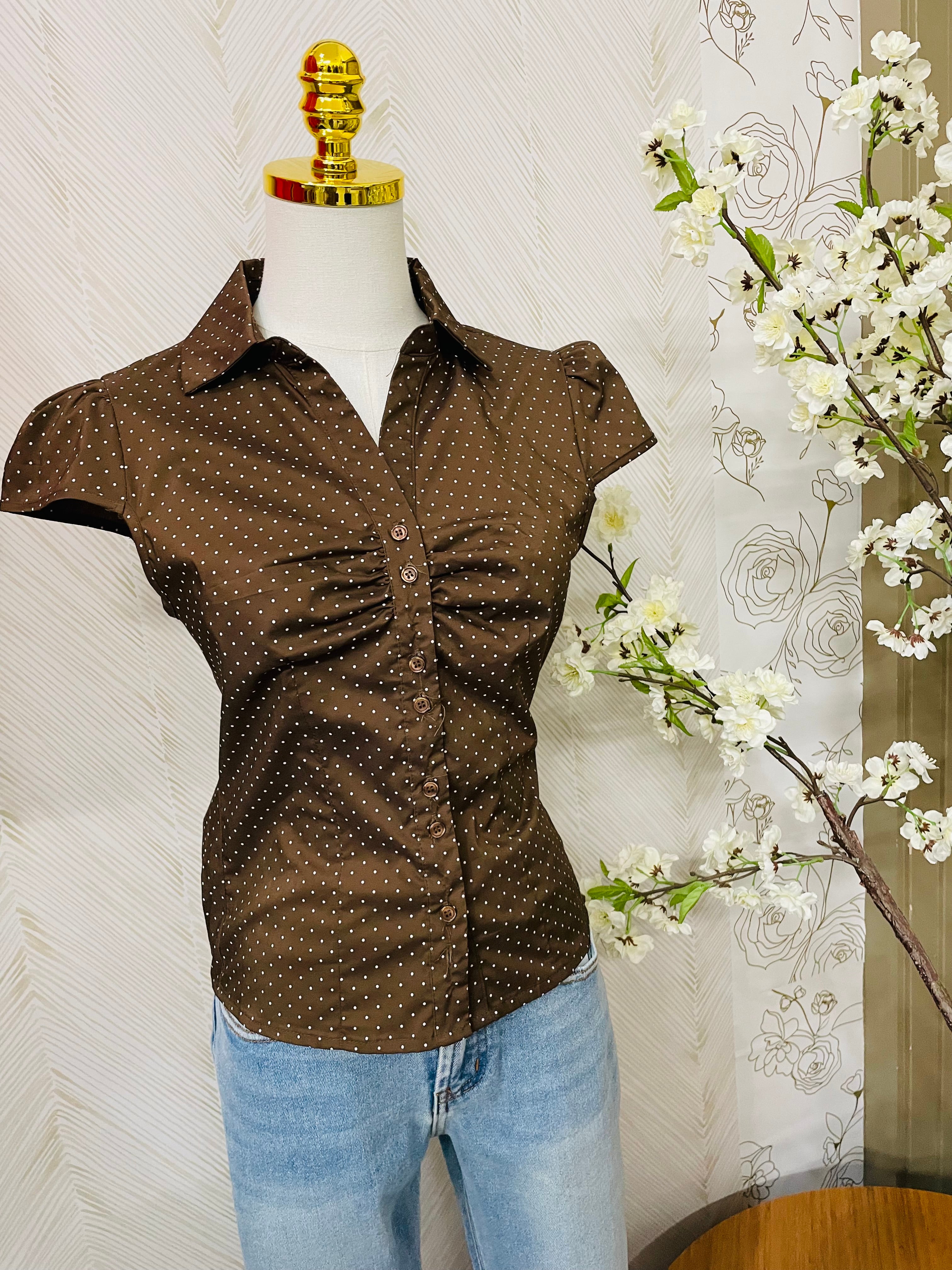 Polka dot short sleeve shirt